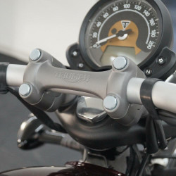 Voigt-MT Stuurverhogers 25mm Z25T | Triumph Bonneville 1200 Bobber & Speedmaster 1200 - Zwart