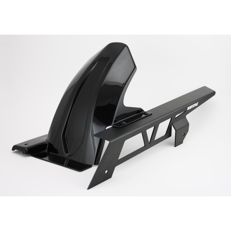 Bodystyle Hugger Achterzijde + Kettingbeschermer (alu) | Zwart | Honda CB750 Hornet